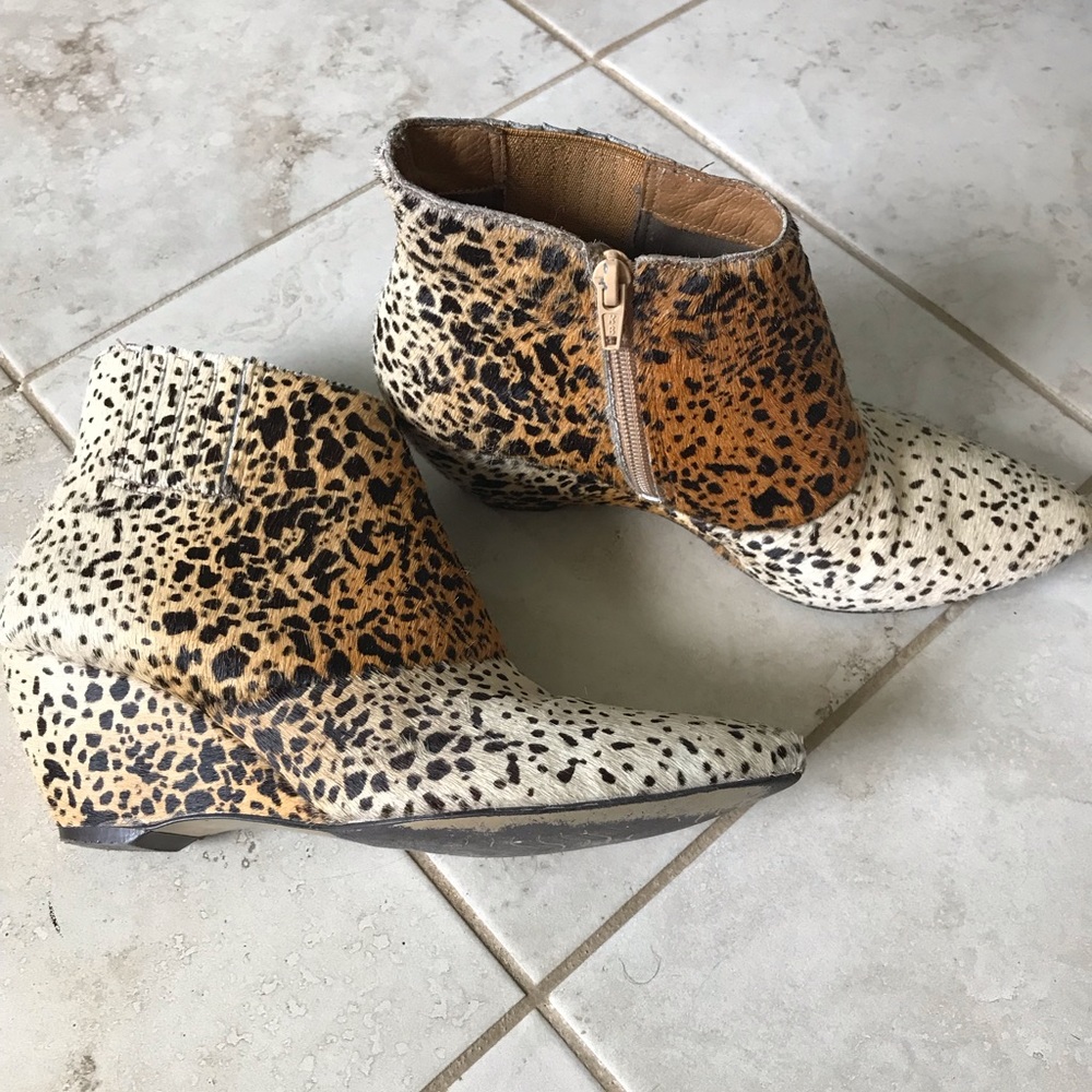 Matisse cowhide booties